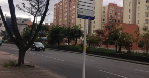 PARADERO SITP CIUDAD SALITRE NORORIENTAL  384A06 BOGOTÁ